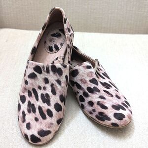 Born b.o.c. Hailey Tan Leopard Print Slip On Loafers Size 7M